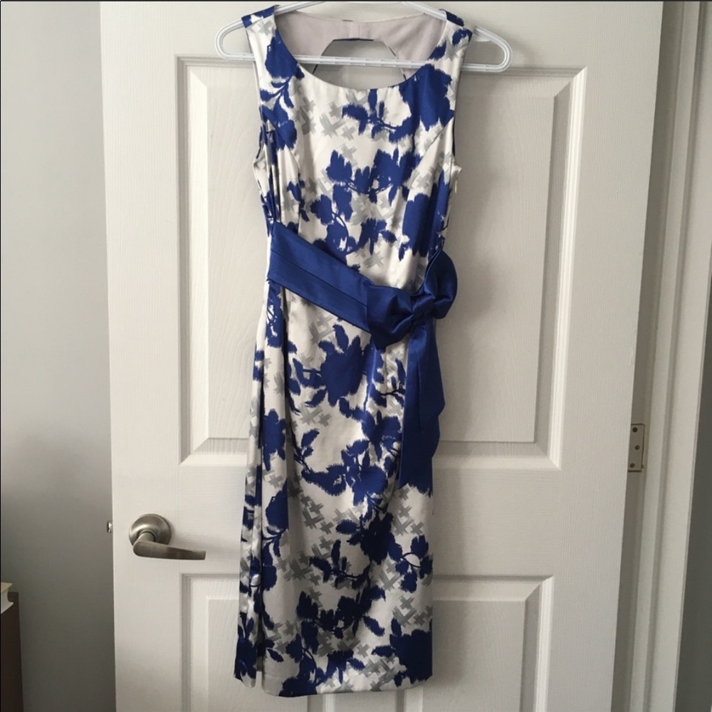 Le chateau silk dress